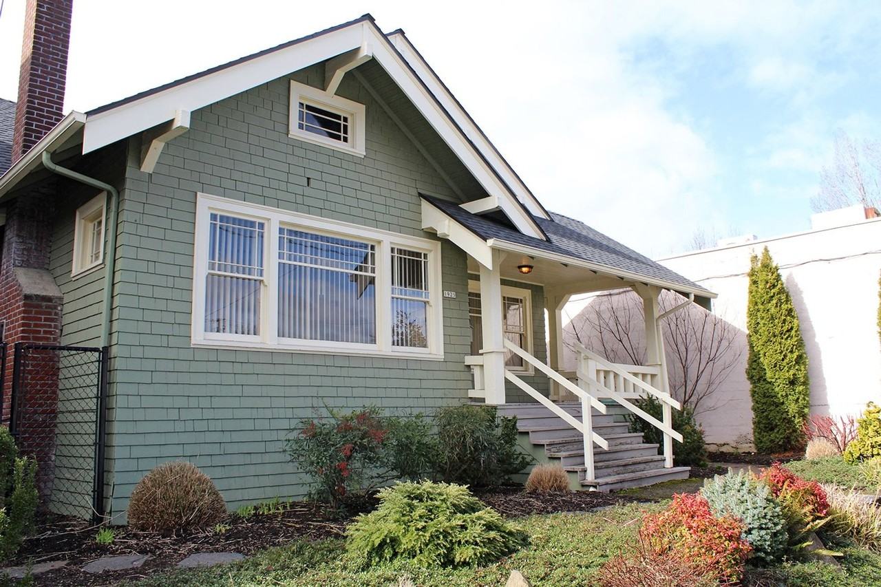 1925 Ne 45th Ave - Photo 2 of 22