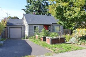 featured image of 9533 N Buchanan Ave