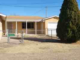 featured image of 409 W 16th St