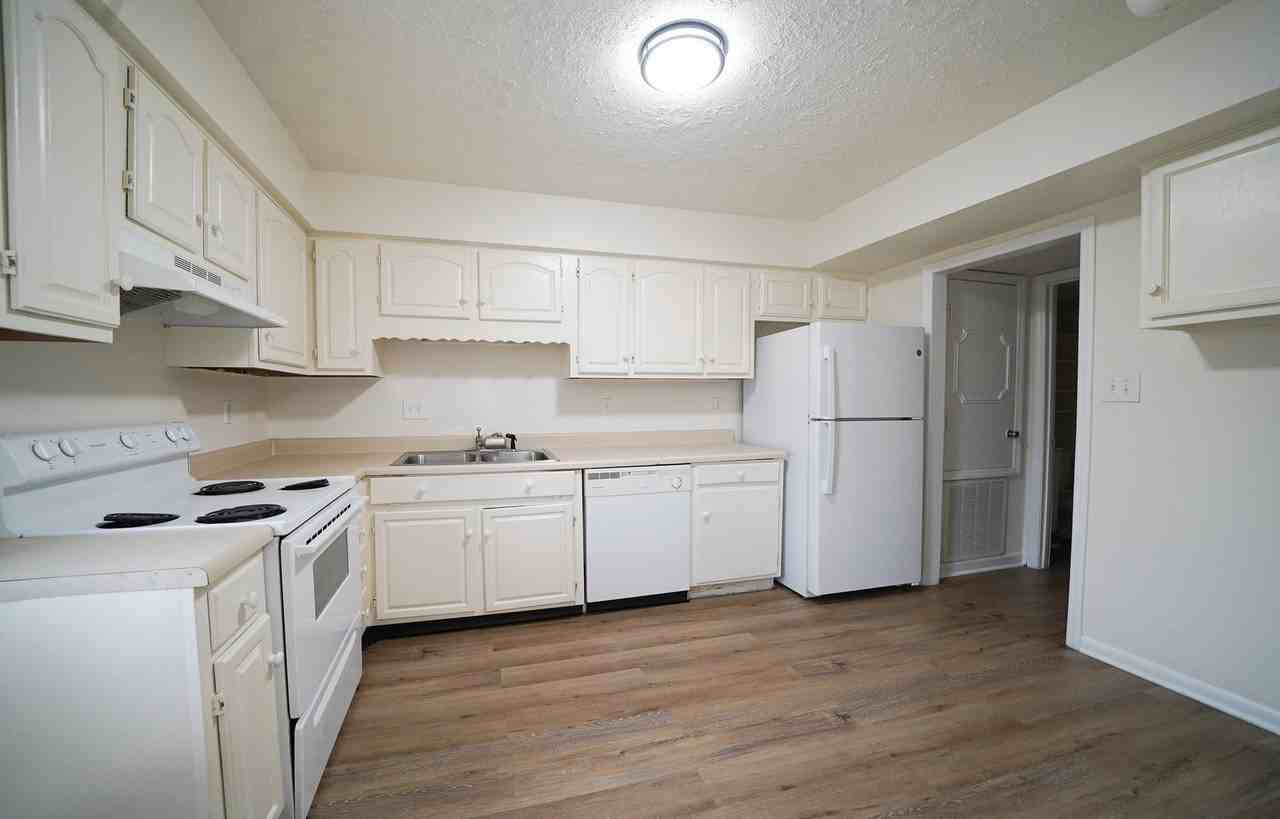 7924 Shady Oak Trl #236 - Photo 6 of 25