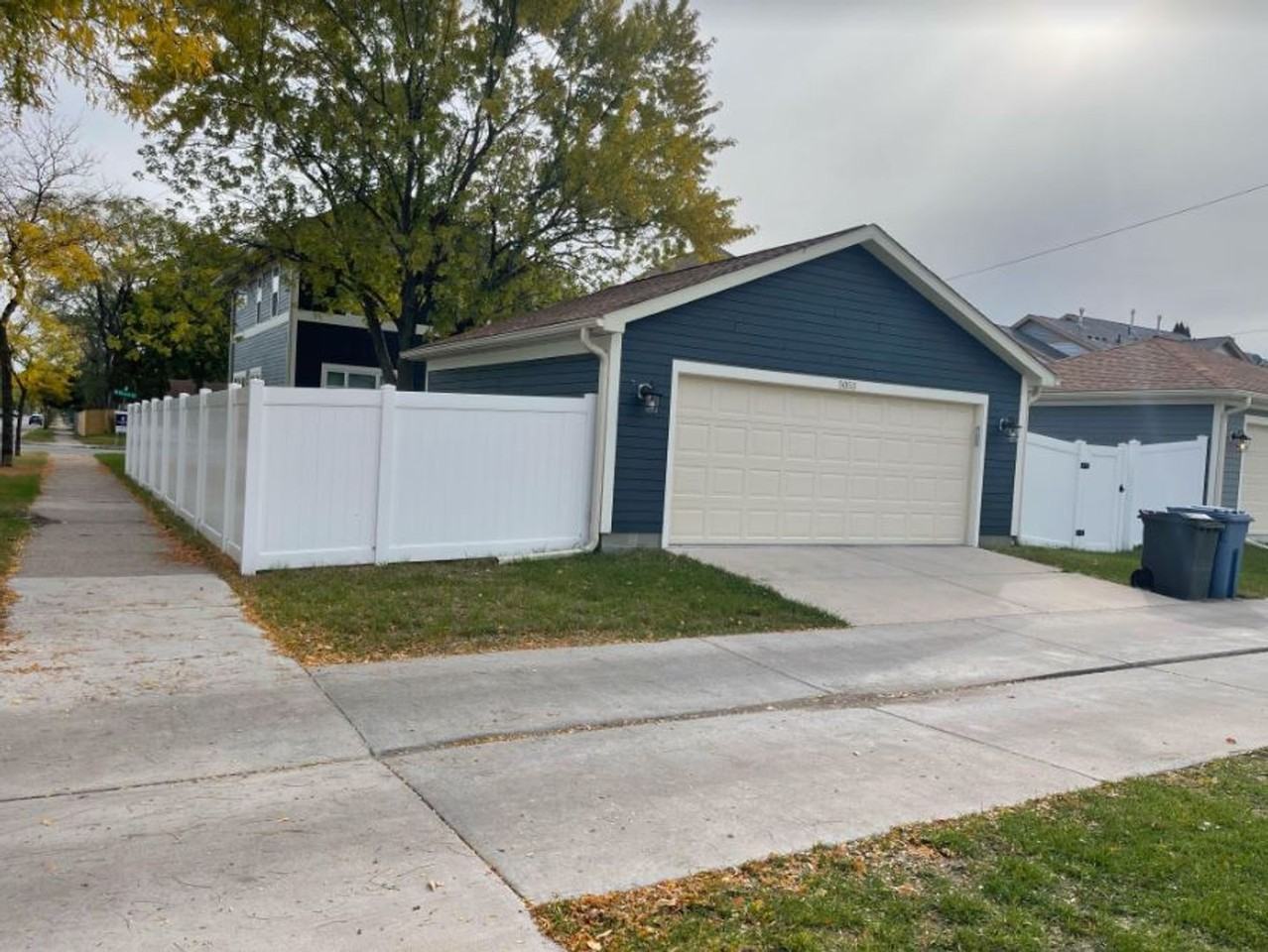 5053 Girard Ave N - Photo 3 of 12