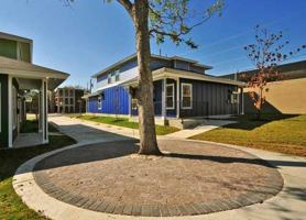 featured image of 706 W North Loop Blvd