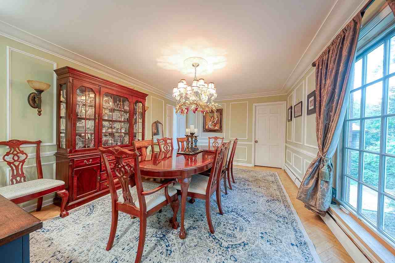 12 Oak Glen Dr - Photo 3 of 20