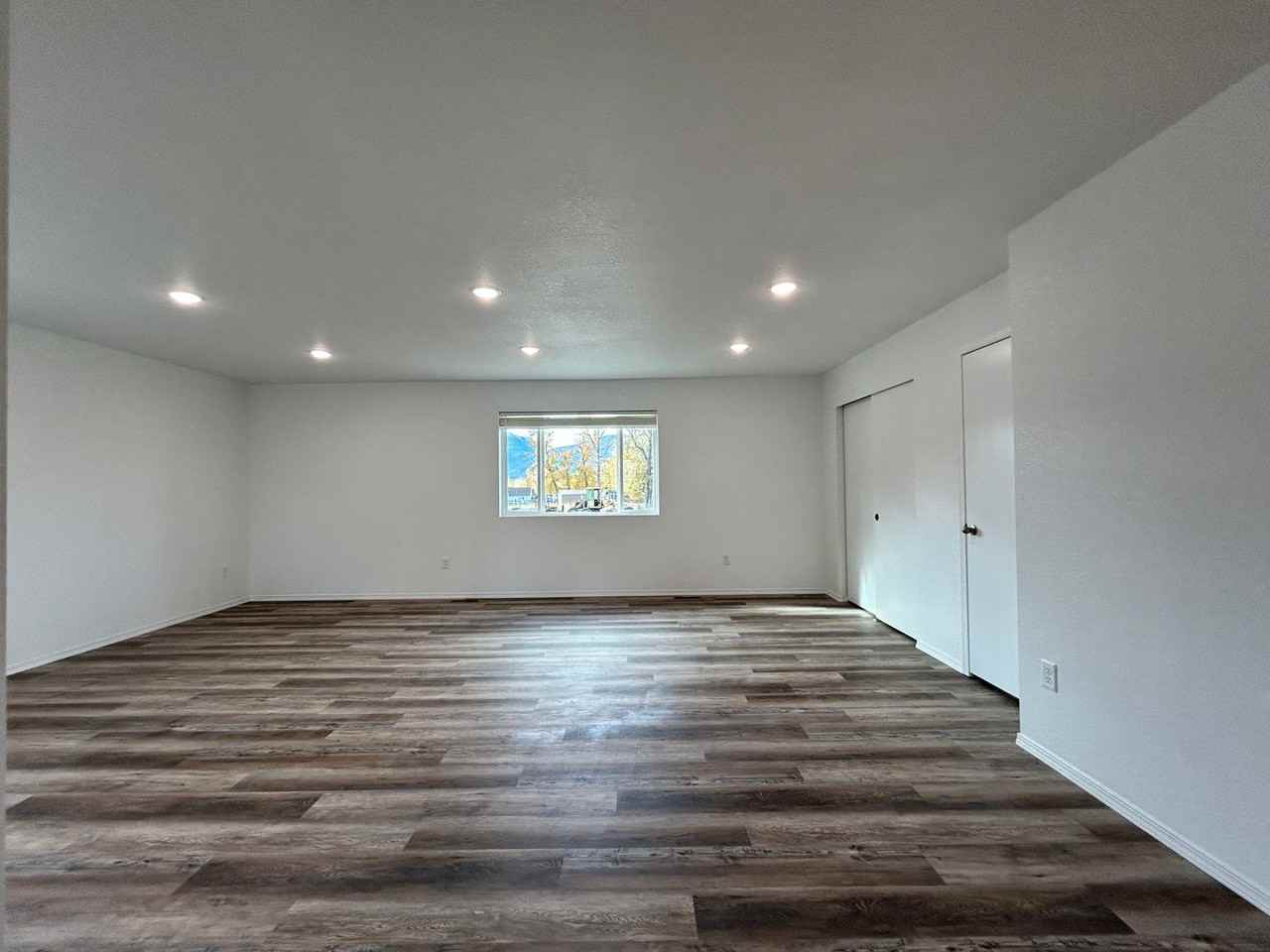 591 Creek Hollow Way - Photo 2 of 19