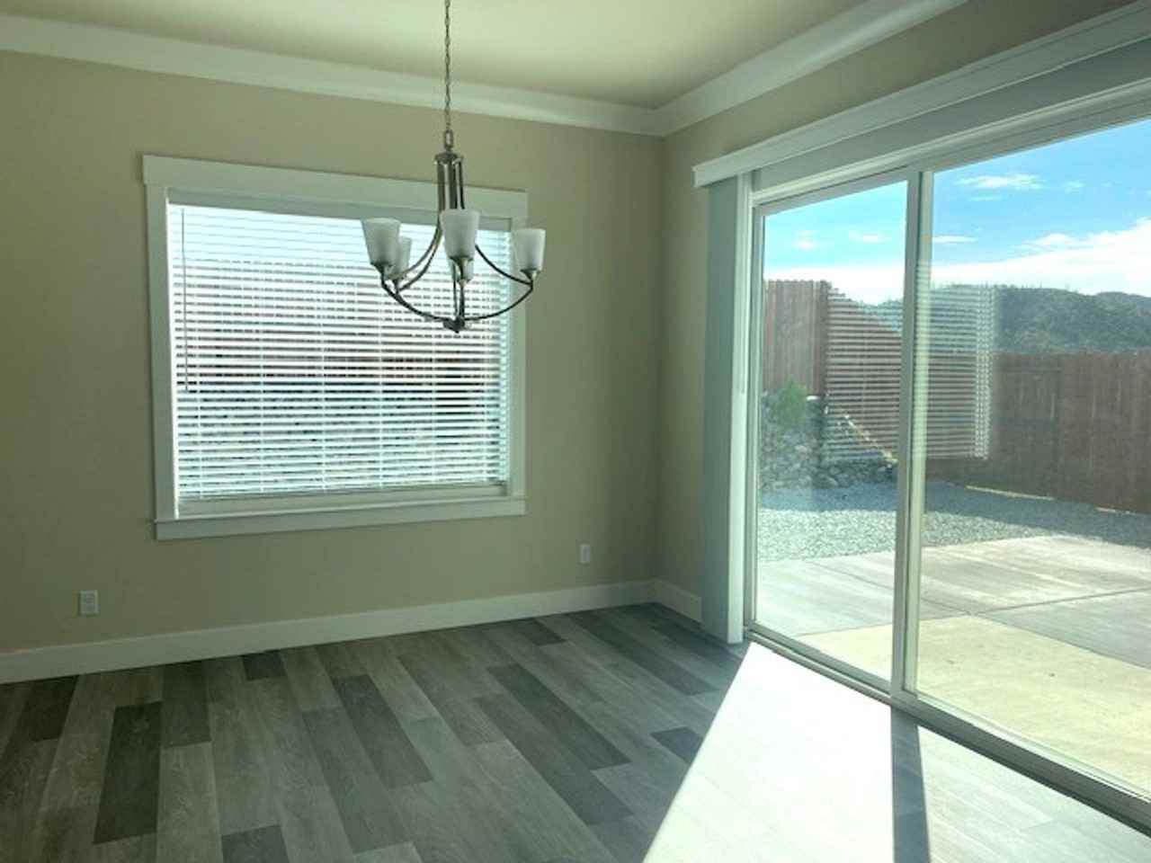 4717 Lower Springs Rd - Photo 7 of 23