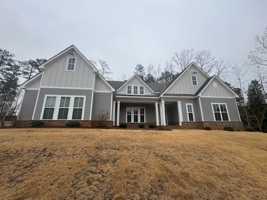 featured image of 347 Willow Pointe Dr