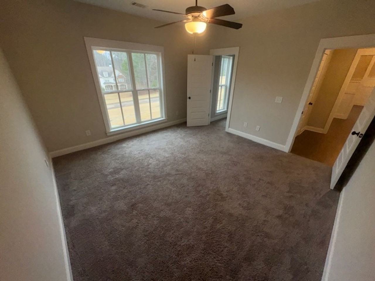 347 Willow Pointe Dr - Photo 4 of 14