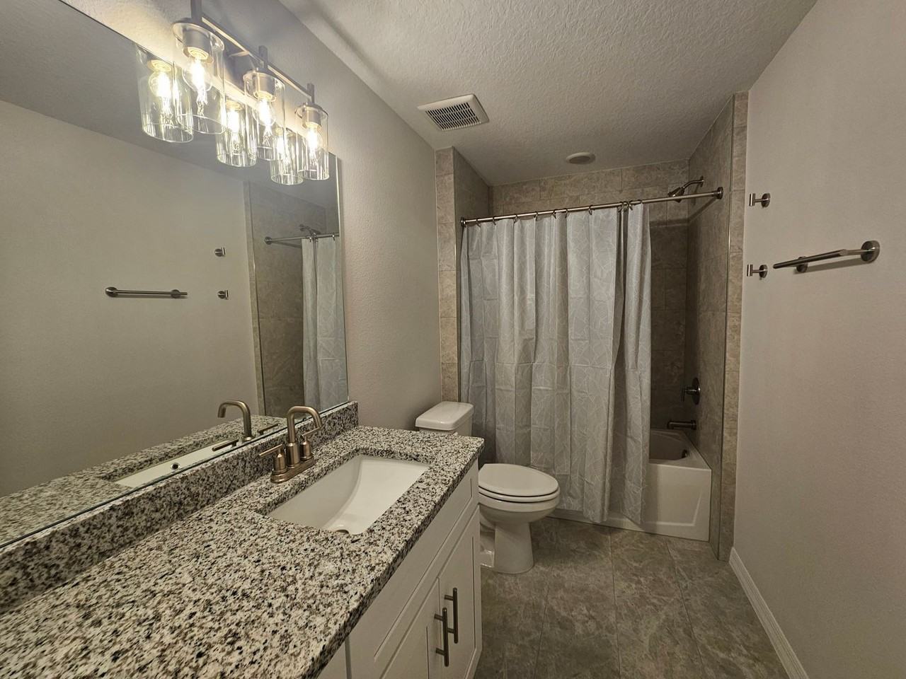 23 Rosecroft Ln #B - Photo 3 of 12