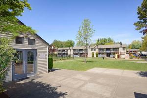 featured image of 1615 West Smith Street