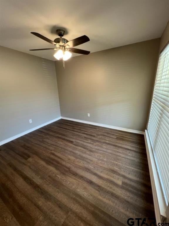 14560 Tucker St N - Photo 2 of 10