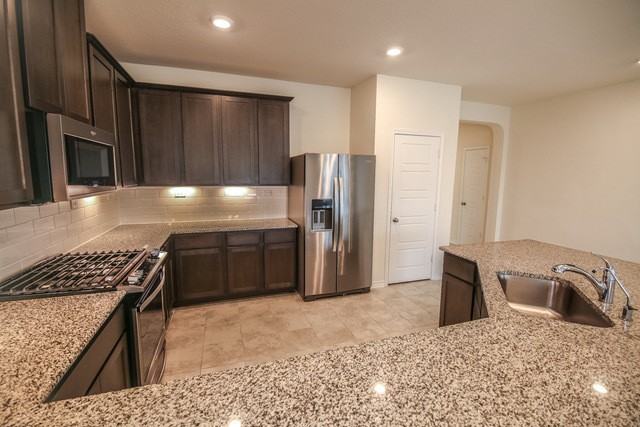 29828 Jove - Photo 2 of 25