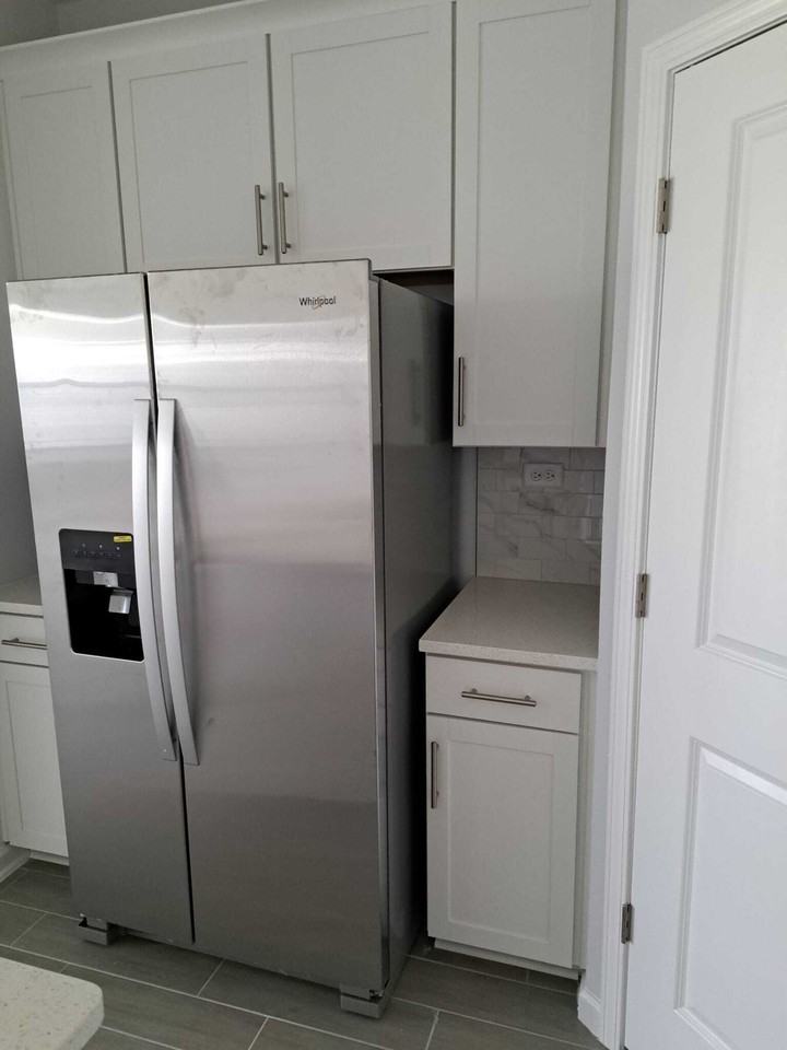 318 Brandon Lakes Dr #1 - Photo 3 of 19