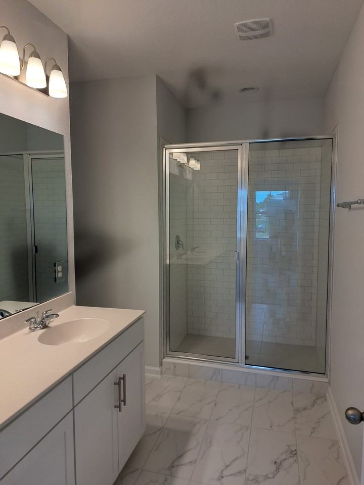 318 Brandon Lakes Dr #1 - Photo 2 of 19