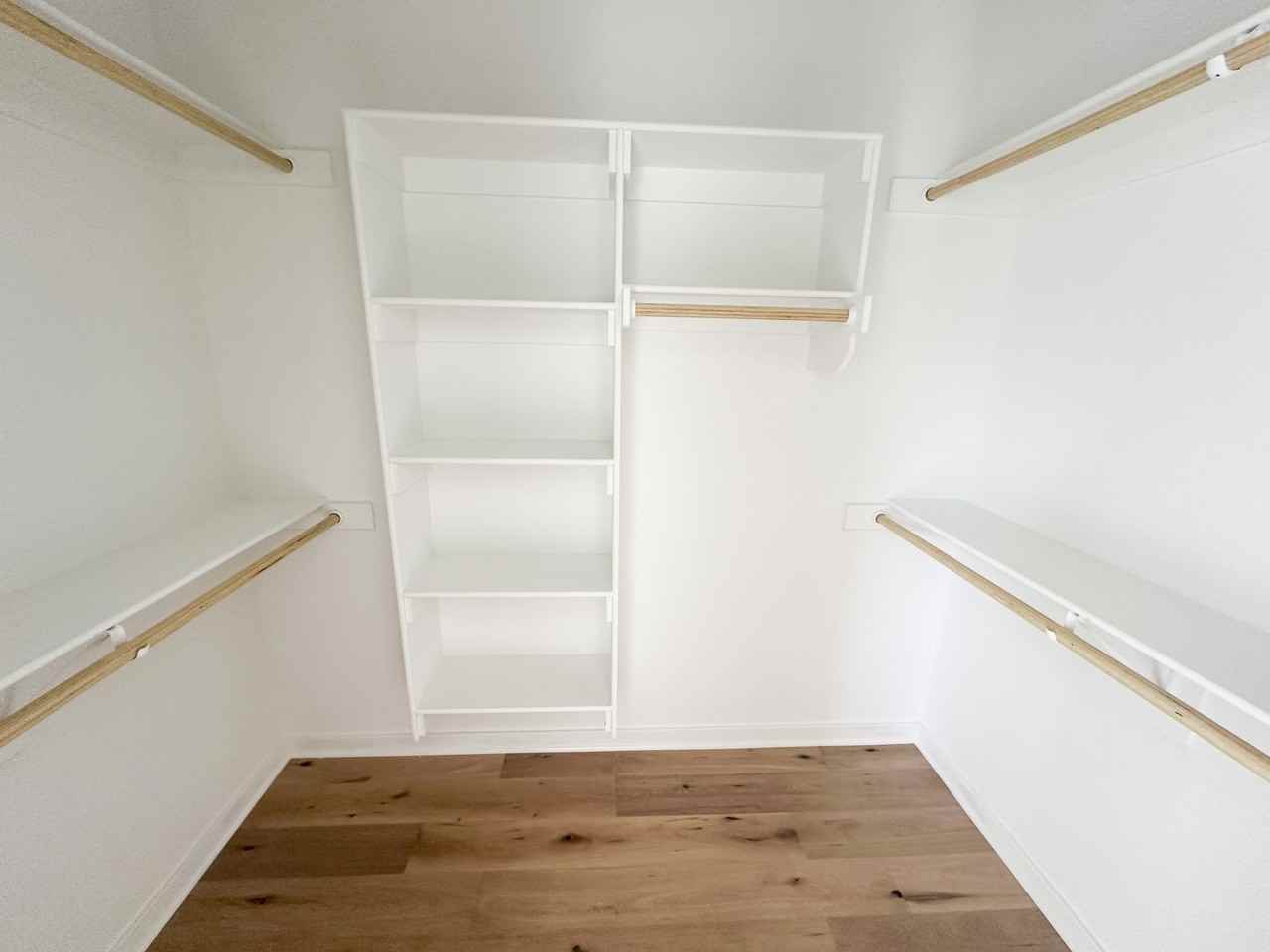 1751 W Holly St - Photo 2 of 19