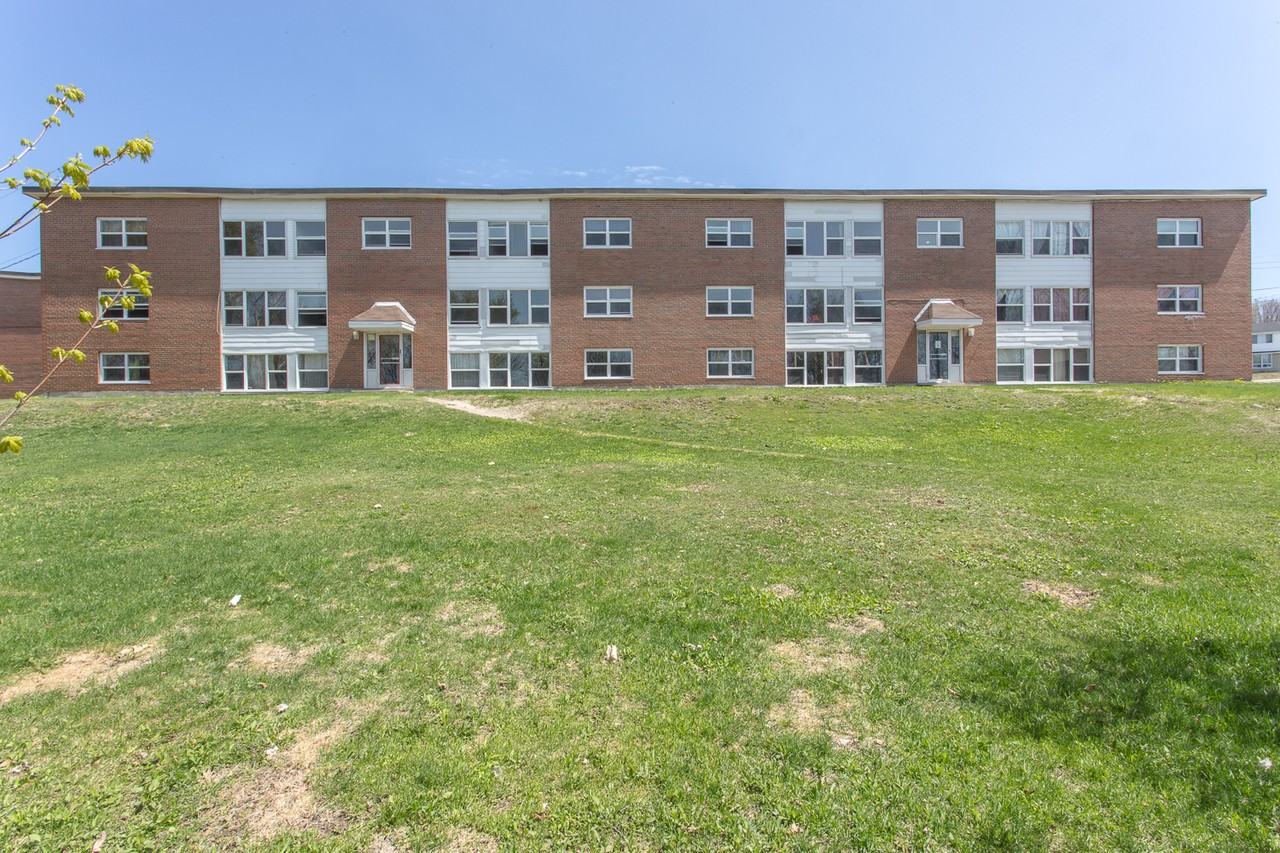 Hillcrest Place - Photo 2 of 11