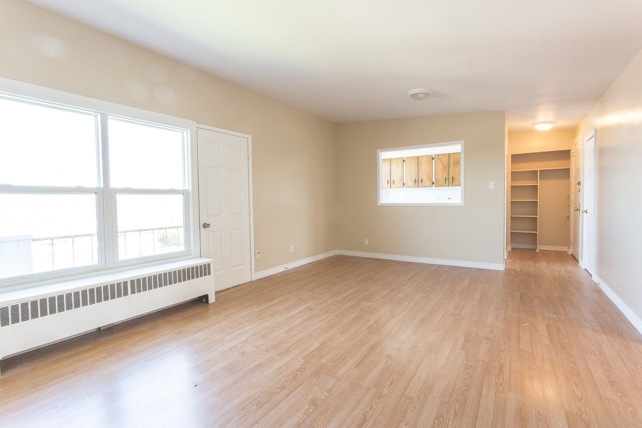 Hillcrest Place - Photo 3 of 11