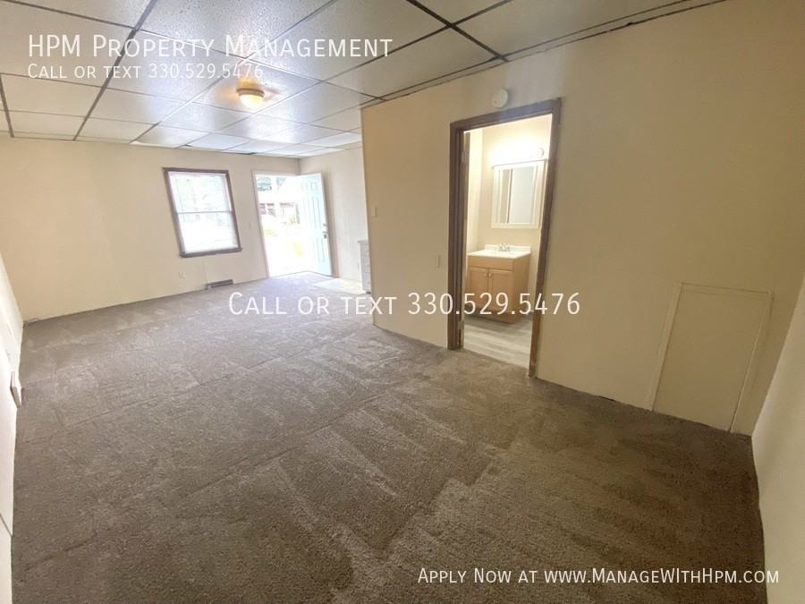 1214 Woodward Pl Nw #2 - Photo 5 of 6