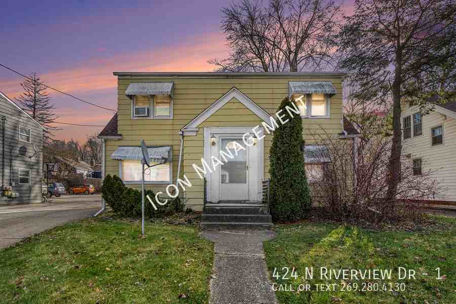 424 N Riverview Dr #1
