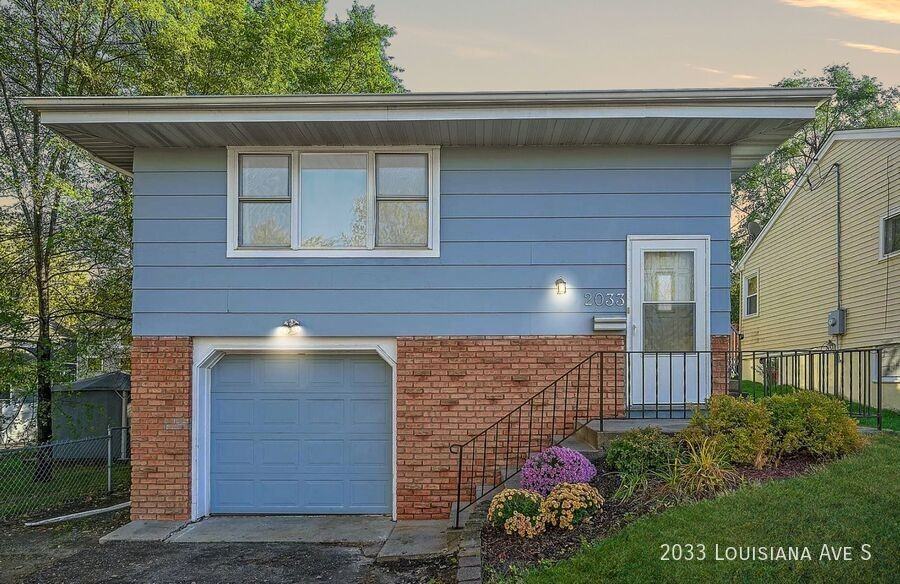 2033 Louisiana Ave S - Photo 2 of 14
