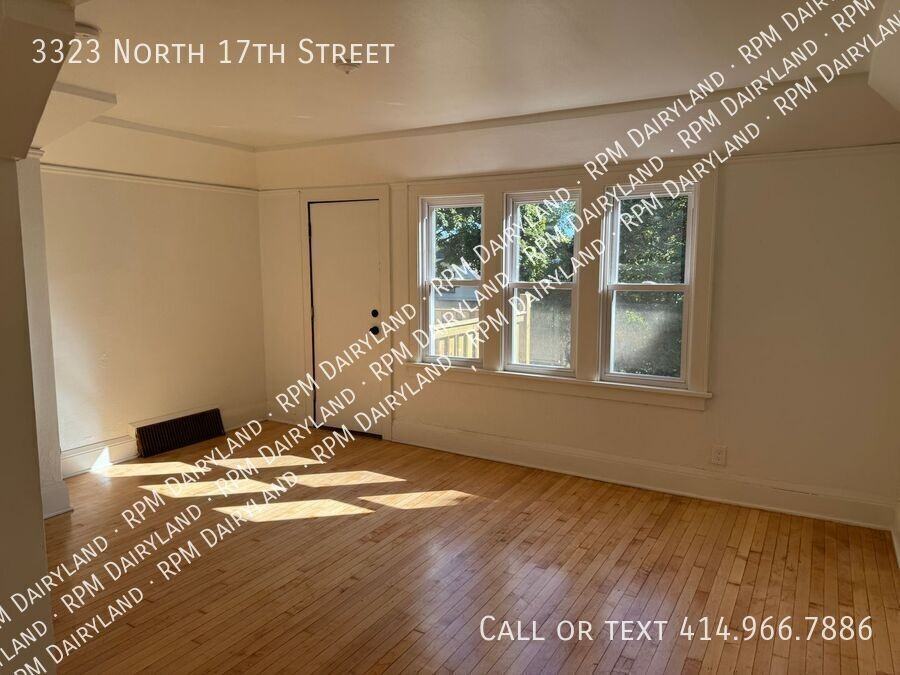 3323 N 17th St - Photo 2 of 9