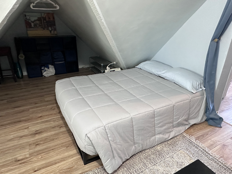 107 Manitoba Ave #3 - Photo 4 of 15