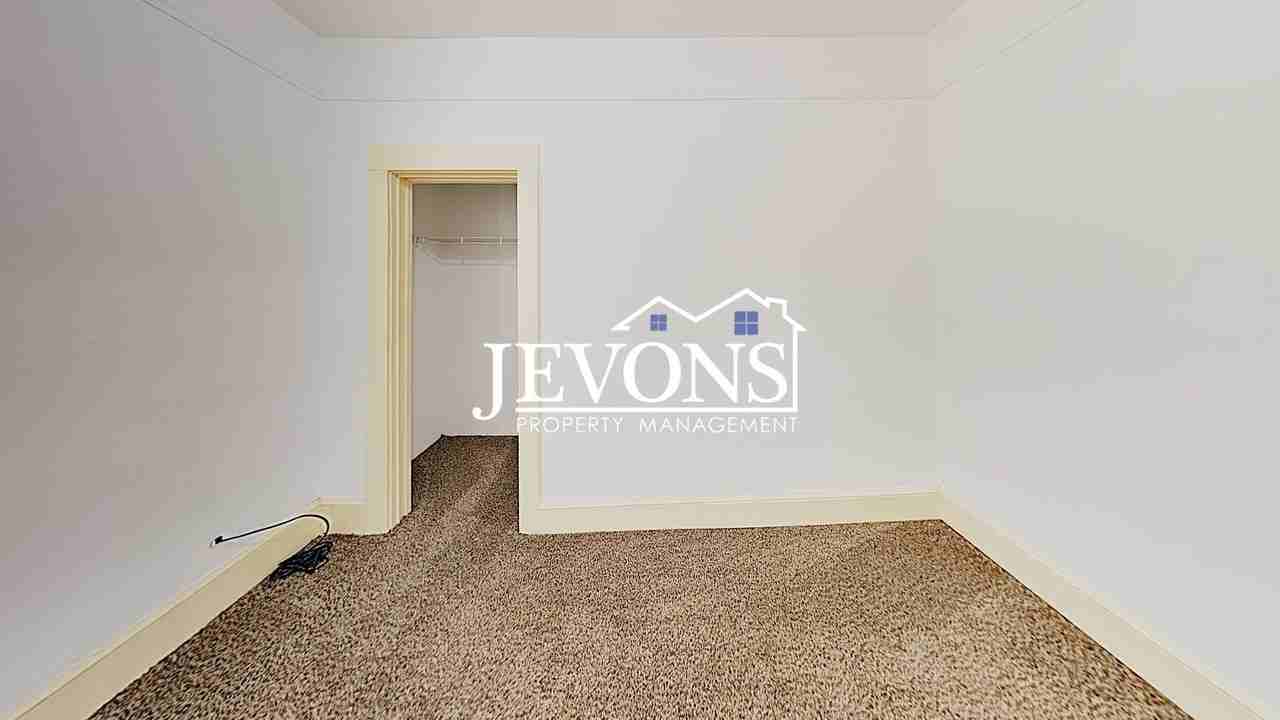 711 N 2nd St Yakima, WA 98901 - Photo 5 of 17