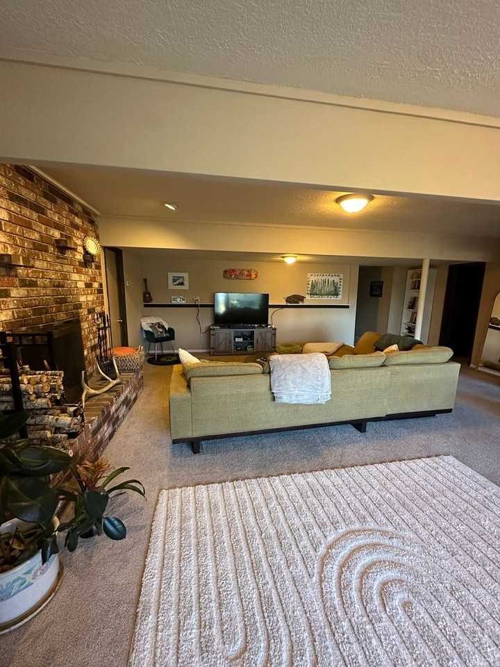 520 Olympic Ave - Photo 5 of 21