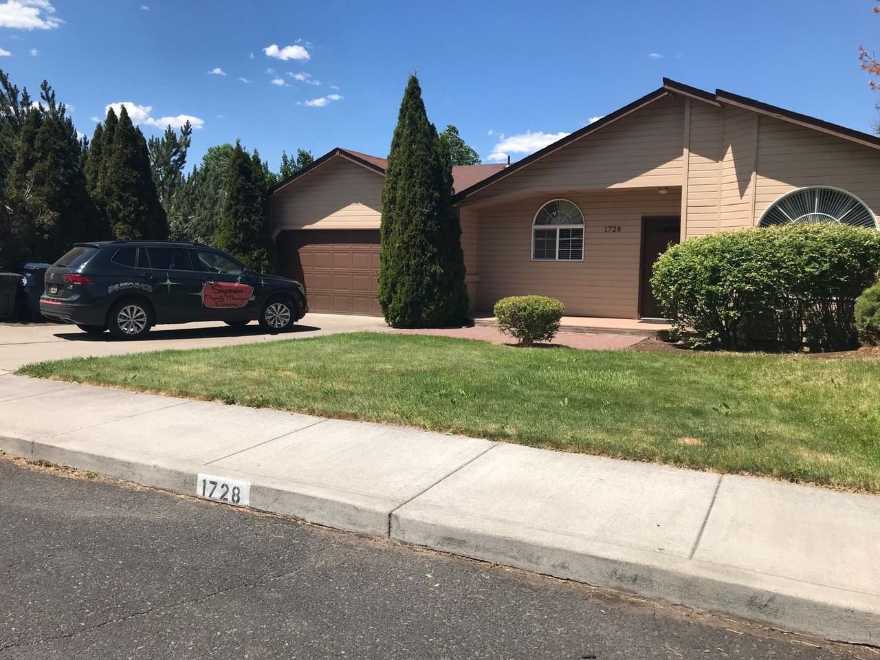 1728 Ne Mark Ct - Photo 5 of 15