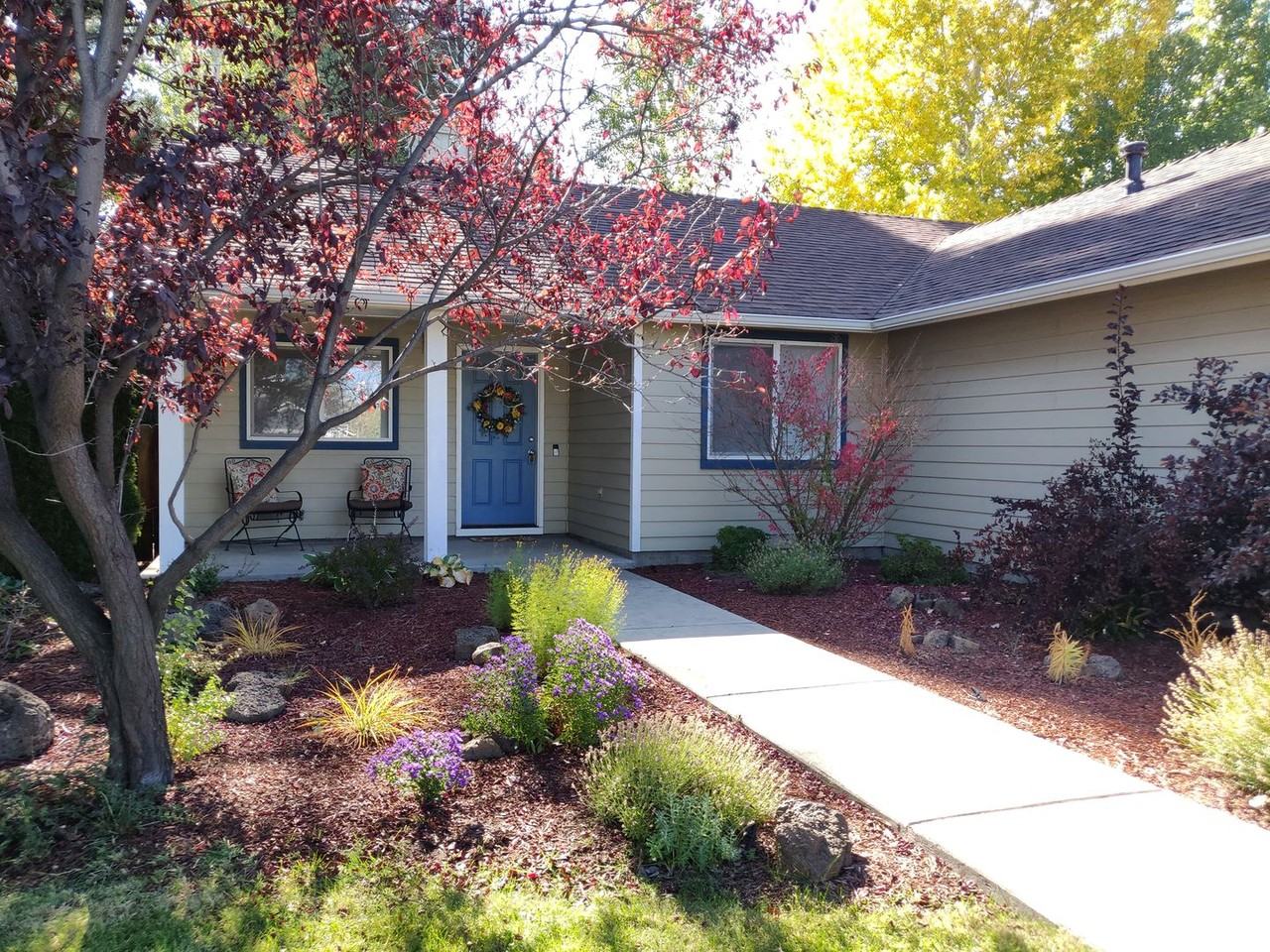 19979 Powers Rd - Photo 2 of 38