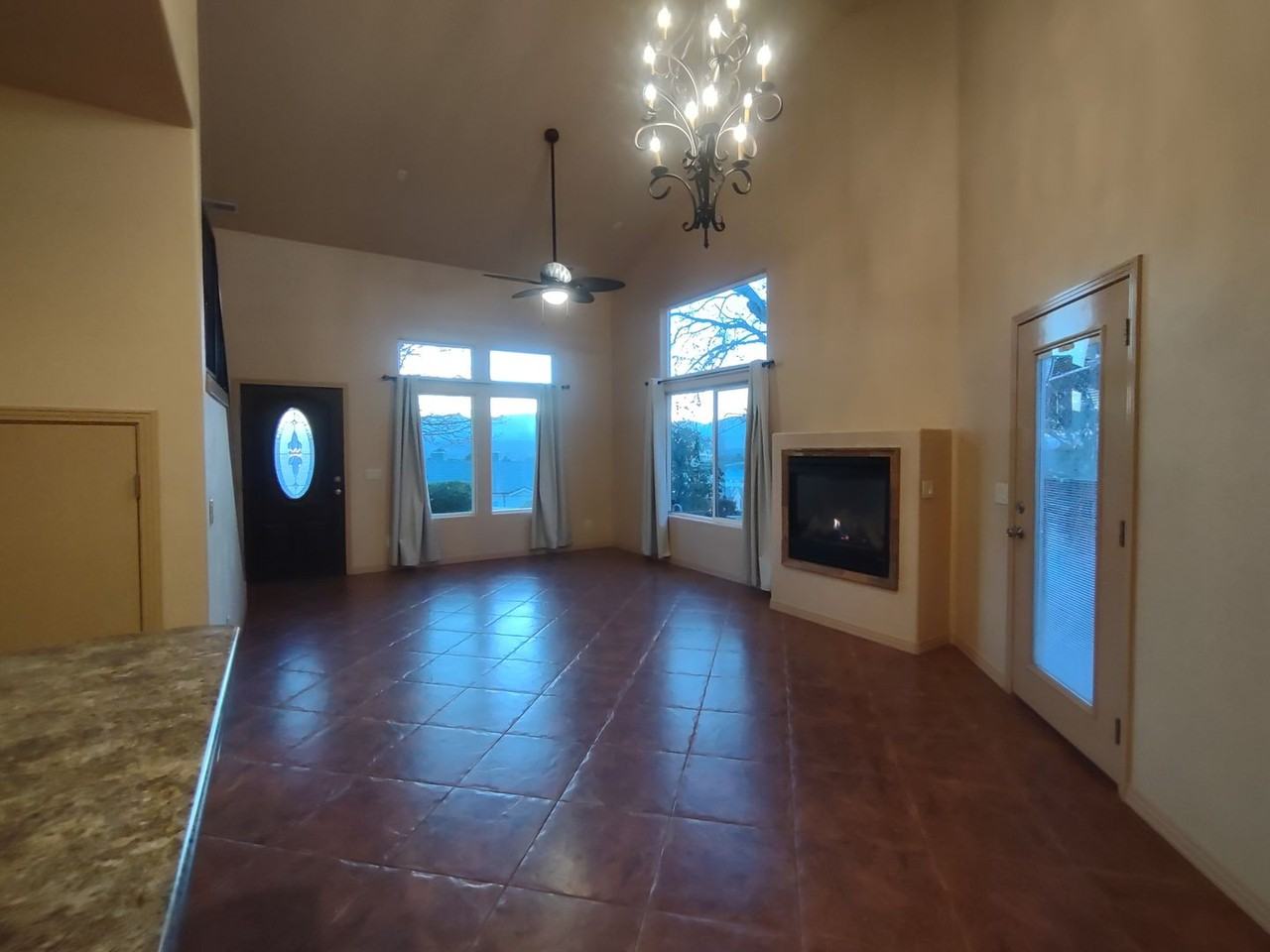 438 N Stone Mountain Dr #1 - Photo 3 of 33