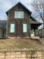 featured image of 813 N 8th St #2