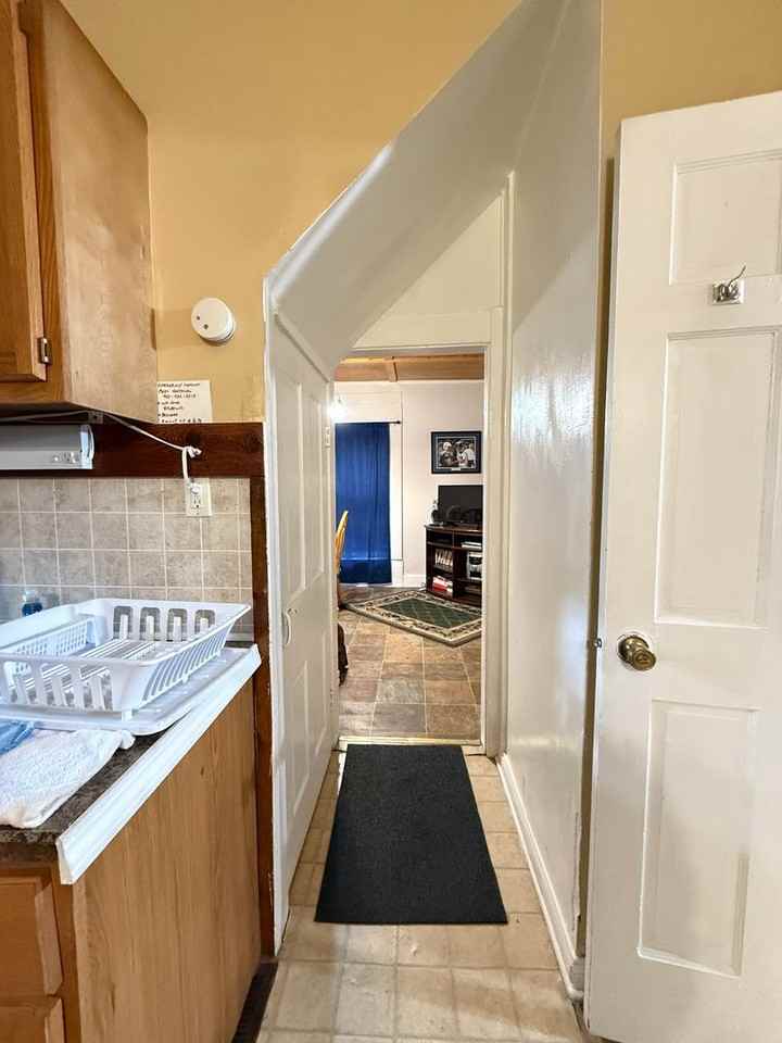 813 N 8th St #2 - Photo 4 of 12