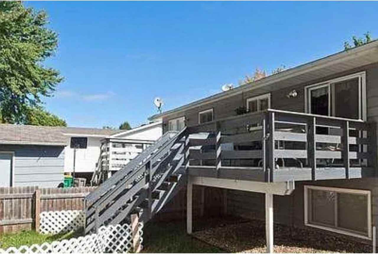 4633 13th Ave Nw - Photo 3 of 9