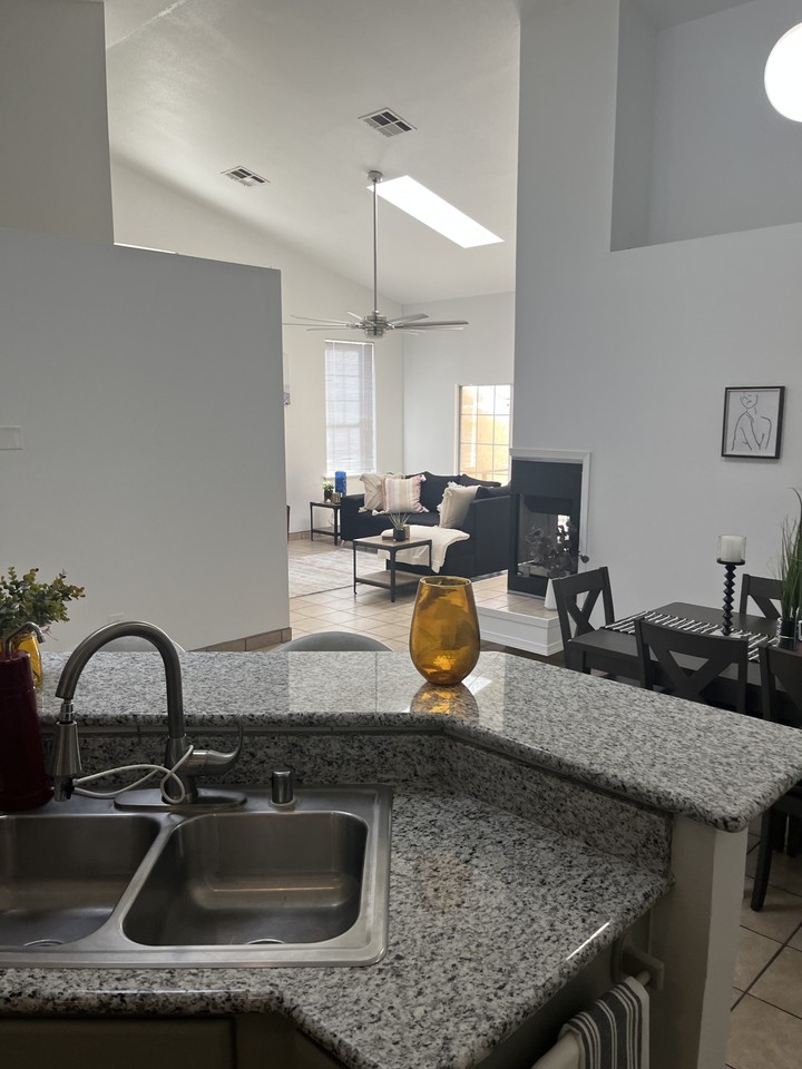 2153 Dorado Dr #NA - Photo 4 of 25