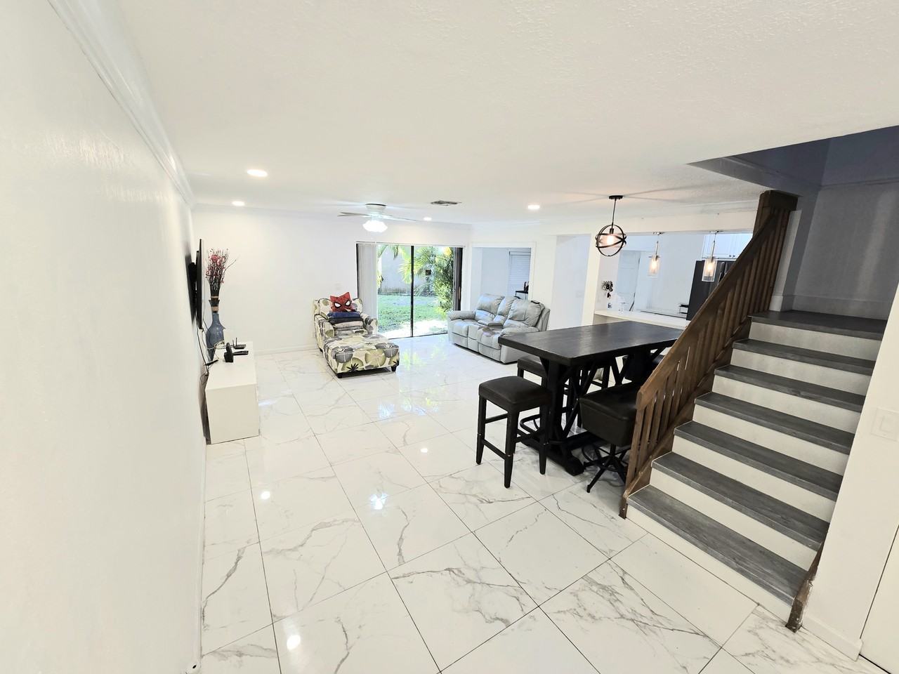 9137 W Sunrise Blvd #9137 - Photo 3 of 30