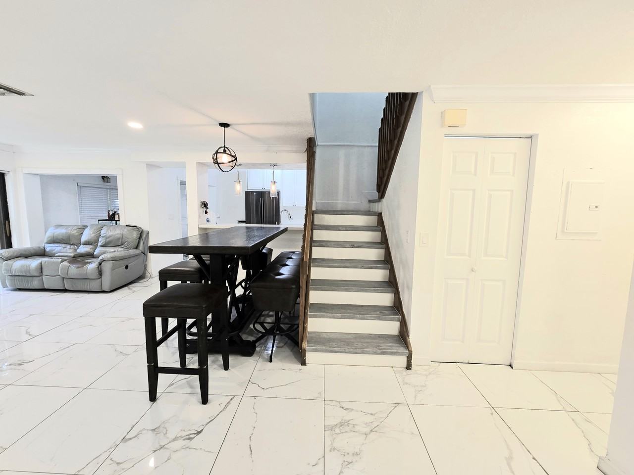 9137 W Sunrise Blvd #9137 - Photo 4 of 30