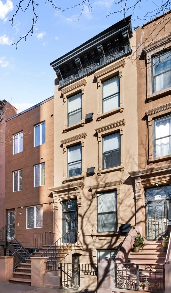 227 W 131st St #2 - Photo 2 of 4