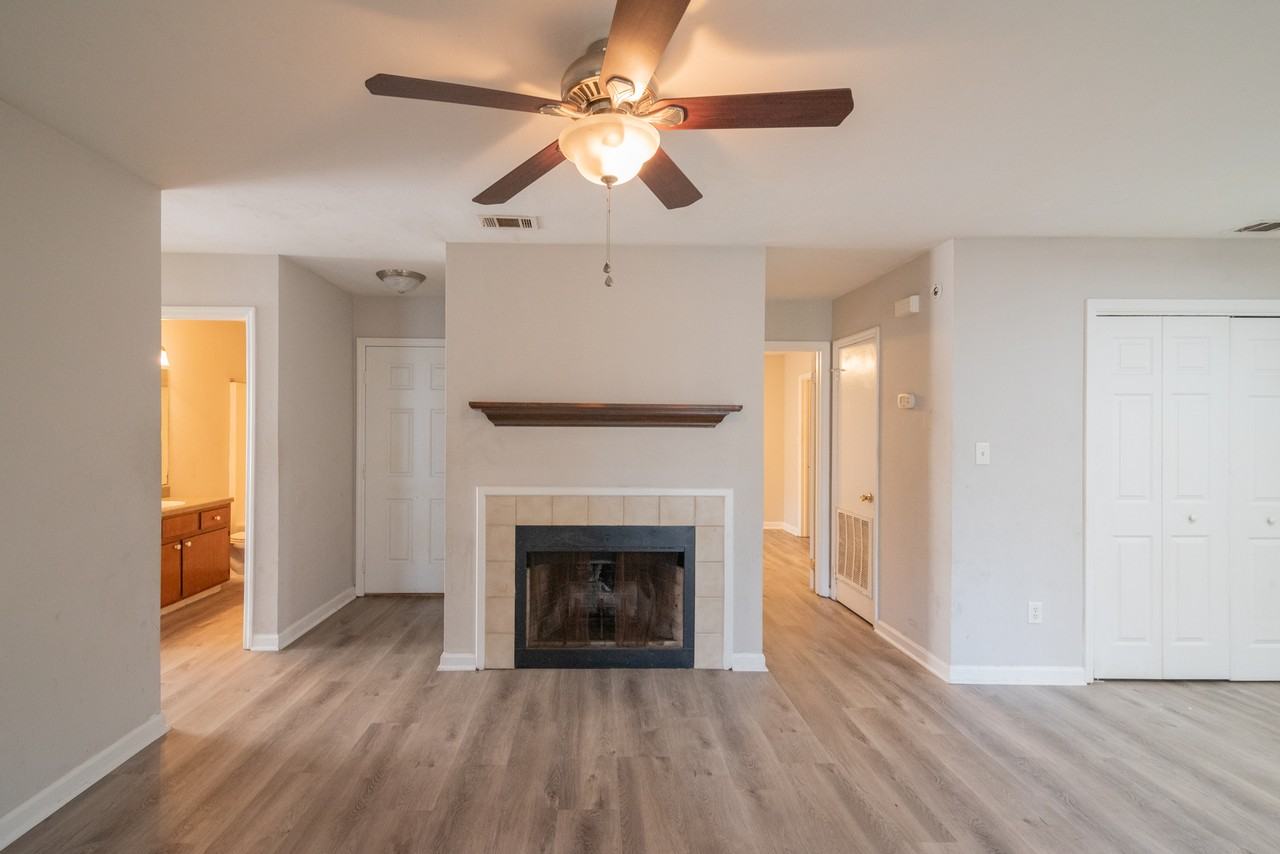 Escambia Place - Photo 3 of 20