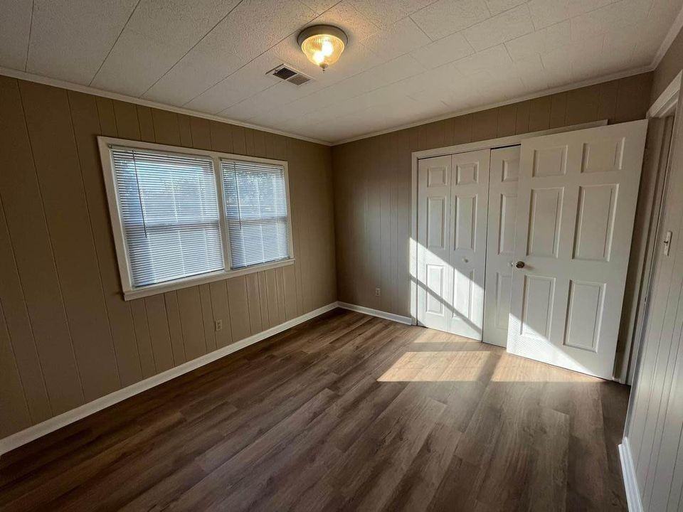 2700 Donald Street - Photo 3 of 5