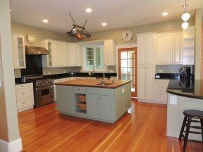 709 W Clay St - Photo 3 of 33