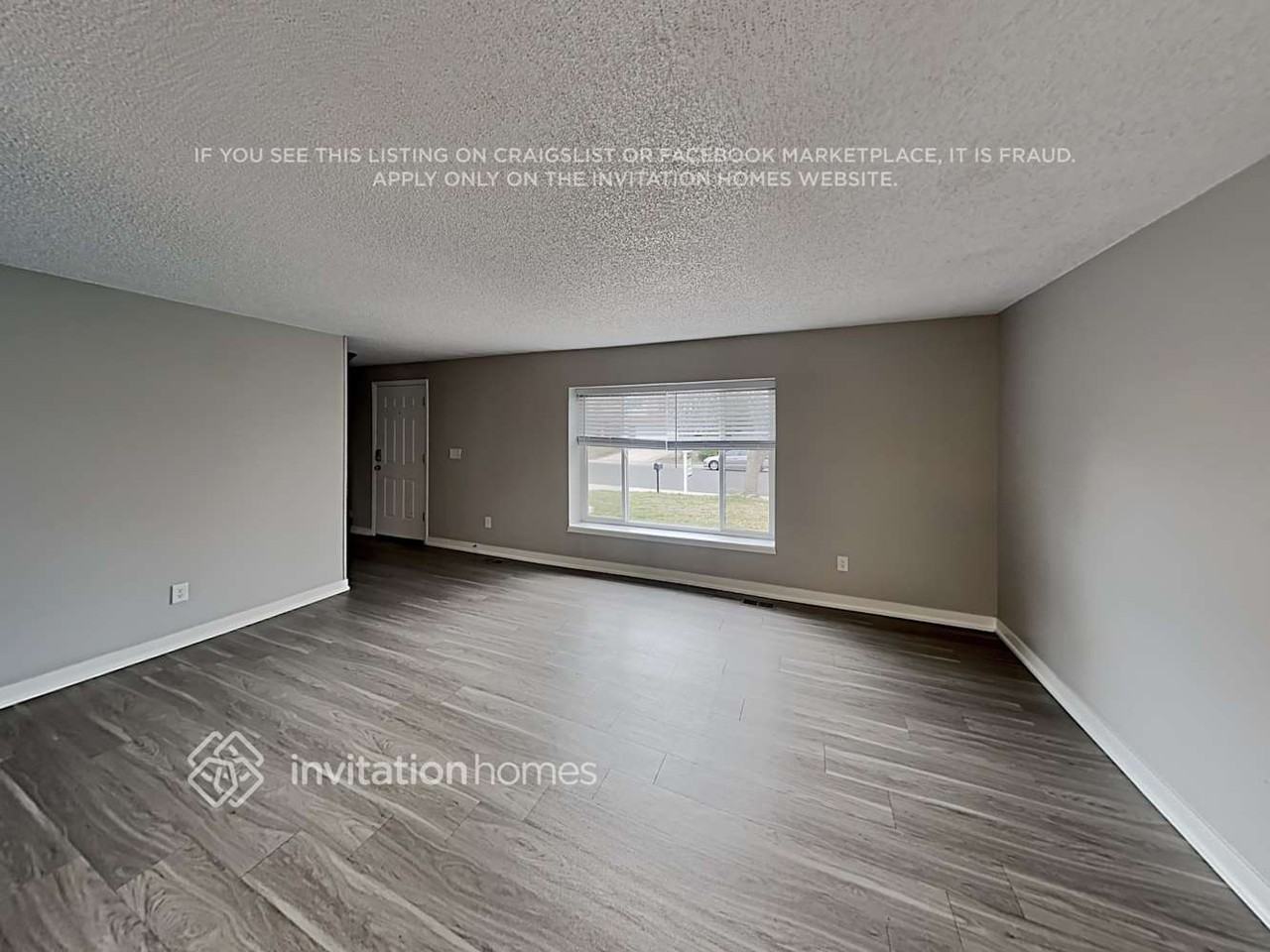 18623 E Lehigh Ave - Photo 5 of 23