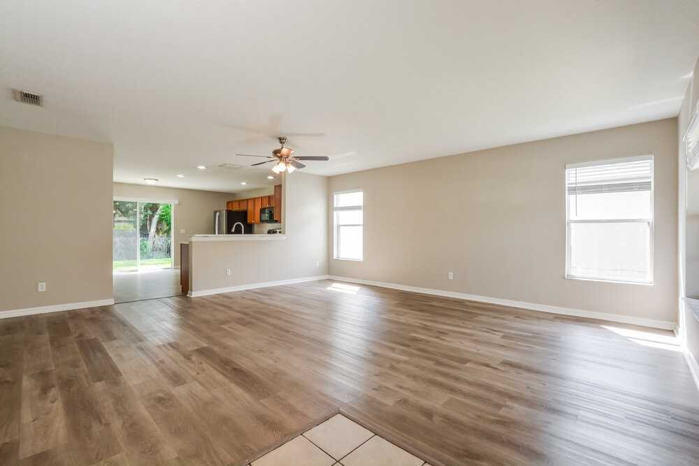 3905 Lone Eagle Pl - Photo 3 of 16