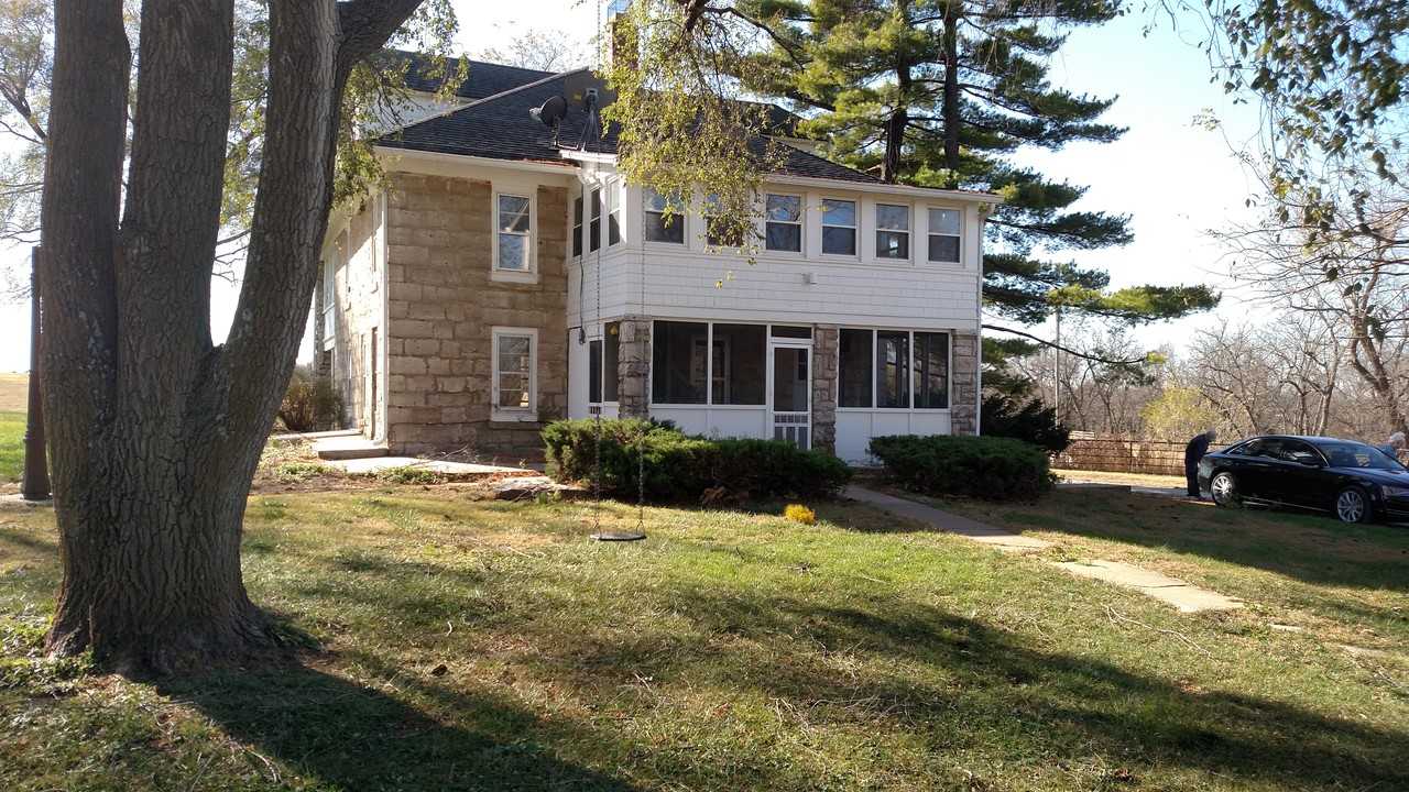 2790 W 223rd St - Photo 2 of 28