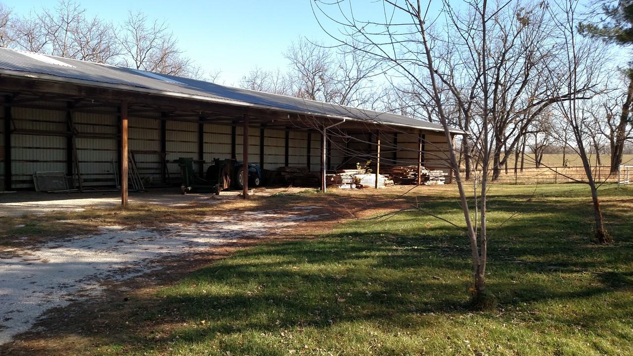 2790 W 223rd St - Photo 3 of 28