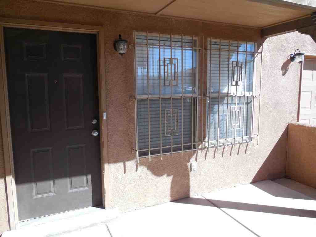 2304 Corte De Apio NW - Photo 3 of 20