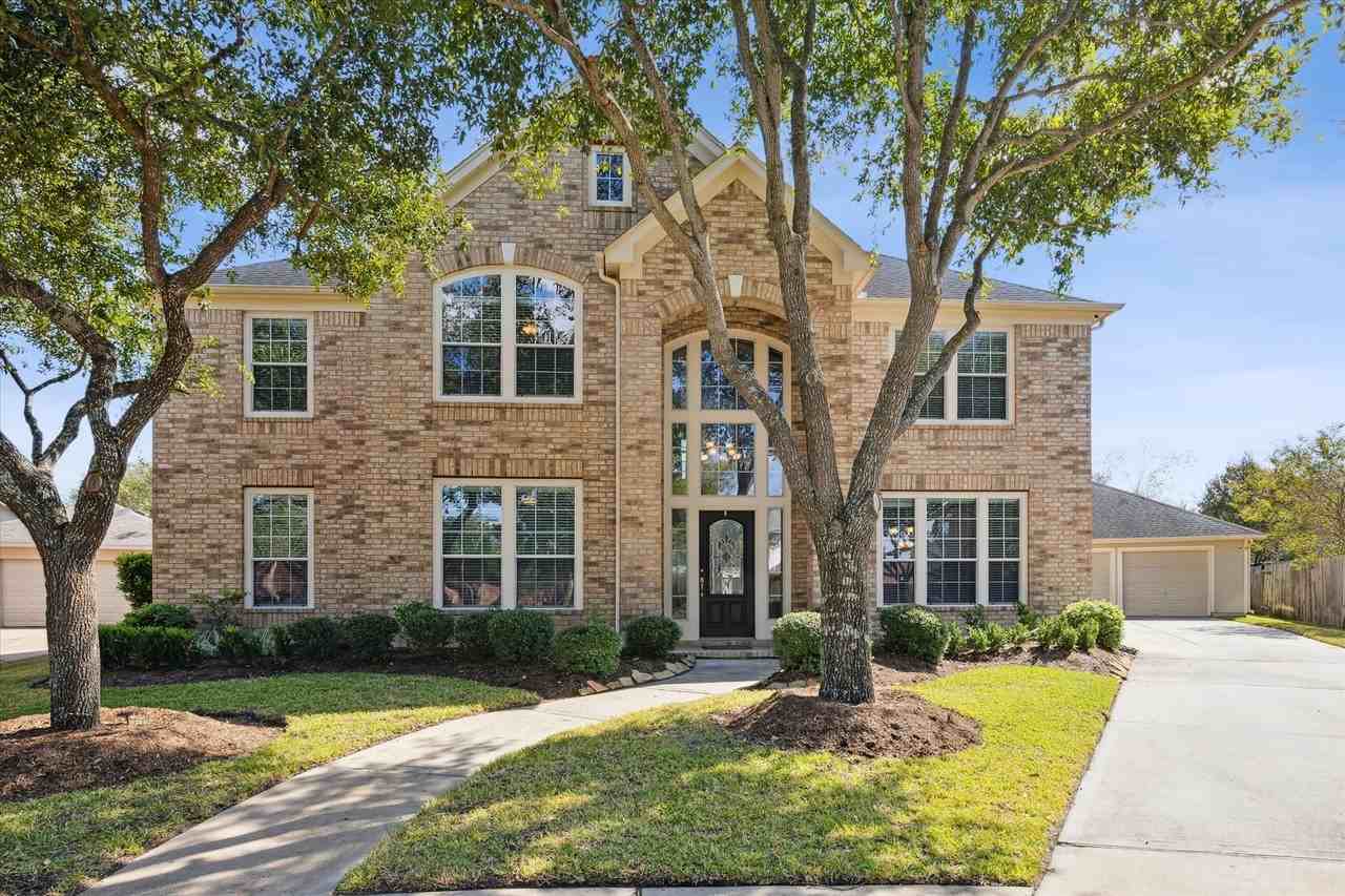 4507 Longmont Park Ct - Photo 2 of 32