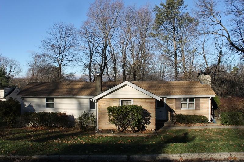 21 Hilltop Trail - Photo 2 of 4