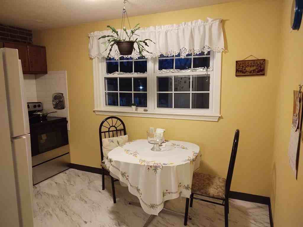 148 Boston Post Rd W - Photo 5 of 20