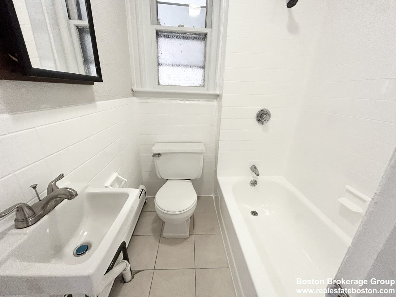 165 Gove St #2 - Photo 5 of 6