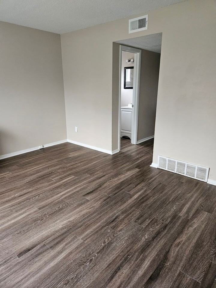 5664 Myers Rd - Photo 2 of 12